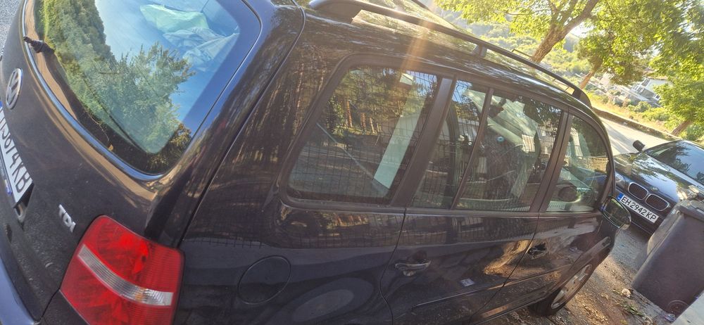 На Части Фолксваген Туран 2006г 105кс дизел