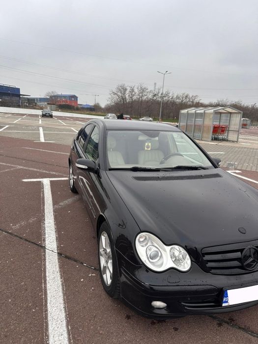 Mercedes-Benz C200 CDI W203 – Automat