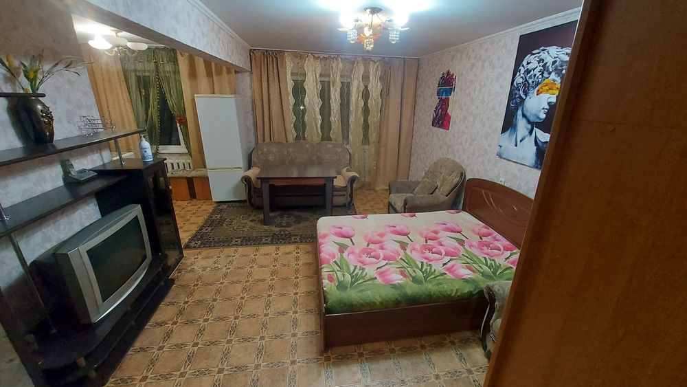 Продам 1.5 ку  в районе зел.рынка