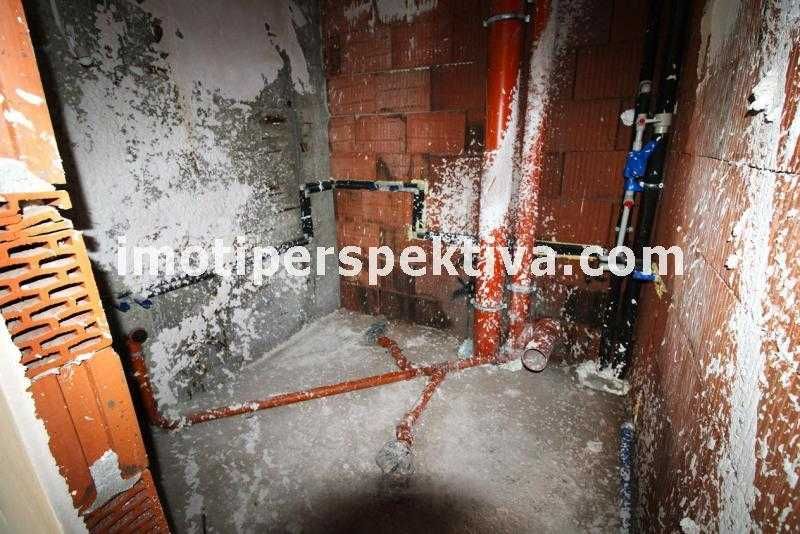 реф.5538 Среден етаж, до I-во РПУ, нова сграда