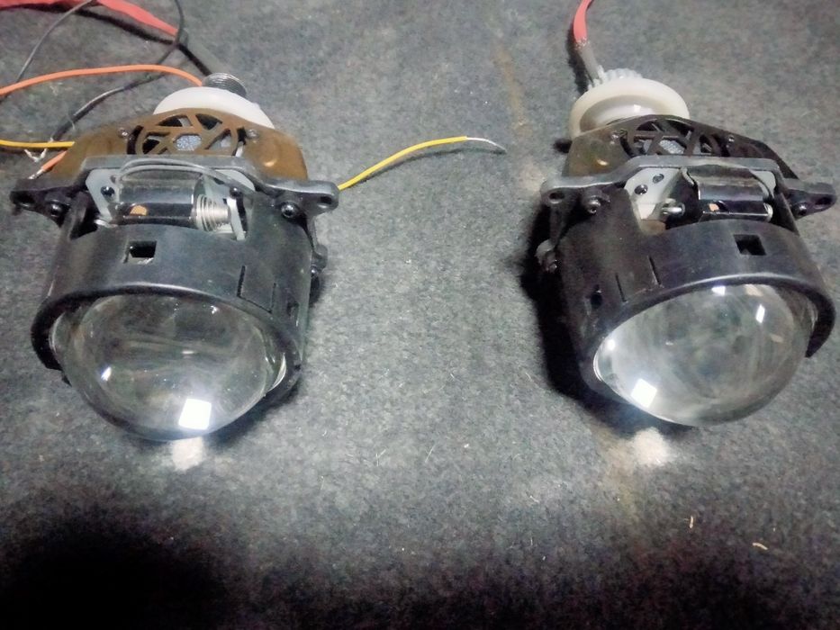 Продам Bi-LED линзы