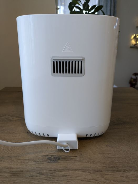 Продавам Xiaomi Smart Air Fryer Pro 4L – като нов