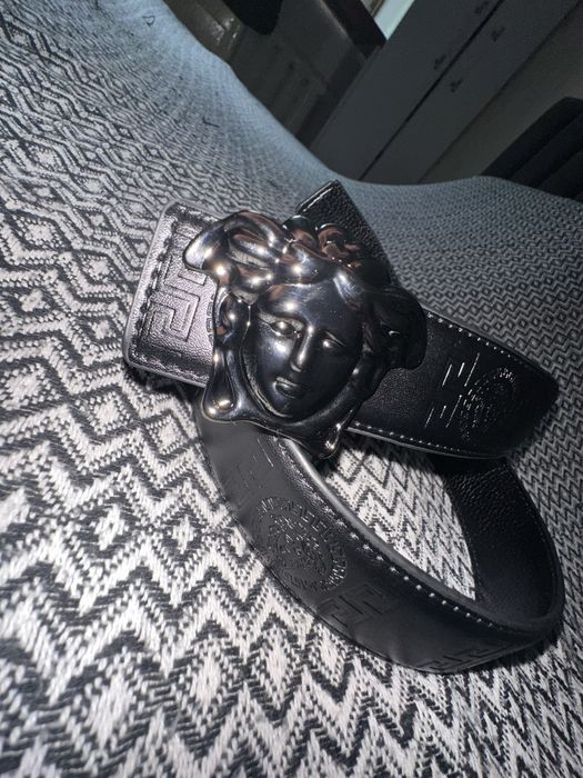 Ремни Versace, скидка при покупке от 2