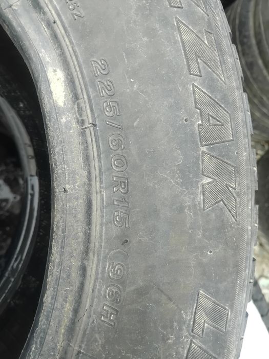 Покрышки 225.60.р15