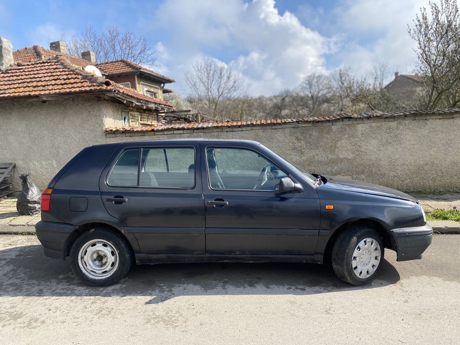 Golf 3 1.6 газ/бензин  на части