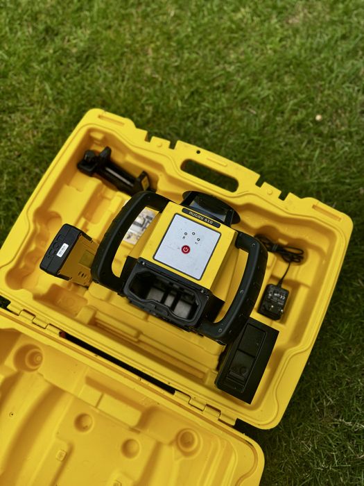 Nivela laser rotativa Leica RUGBY 610