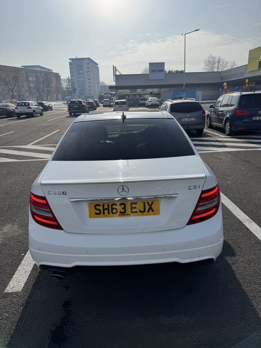 Vand sau dezmembrez Mercedes c class AMG OM651