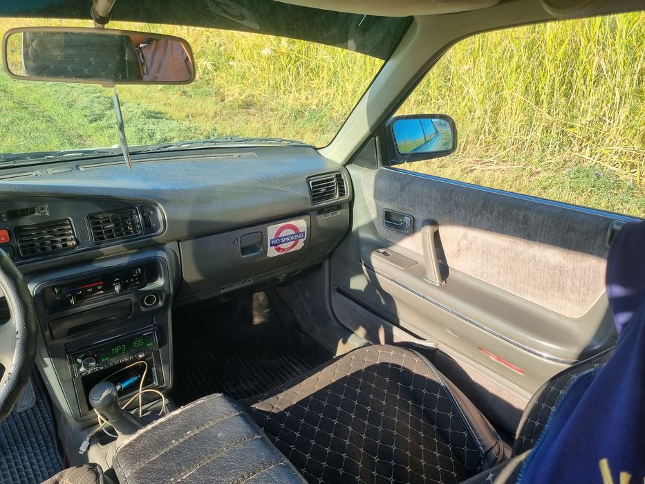 Продам машину мазда 626