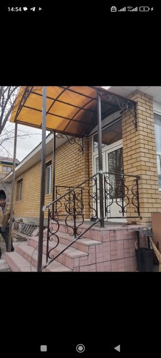 Навесы для входных групп