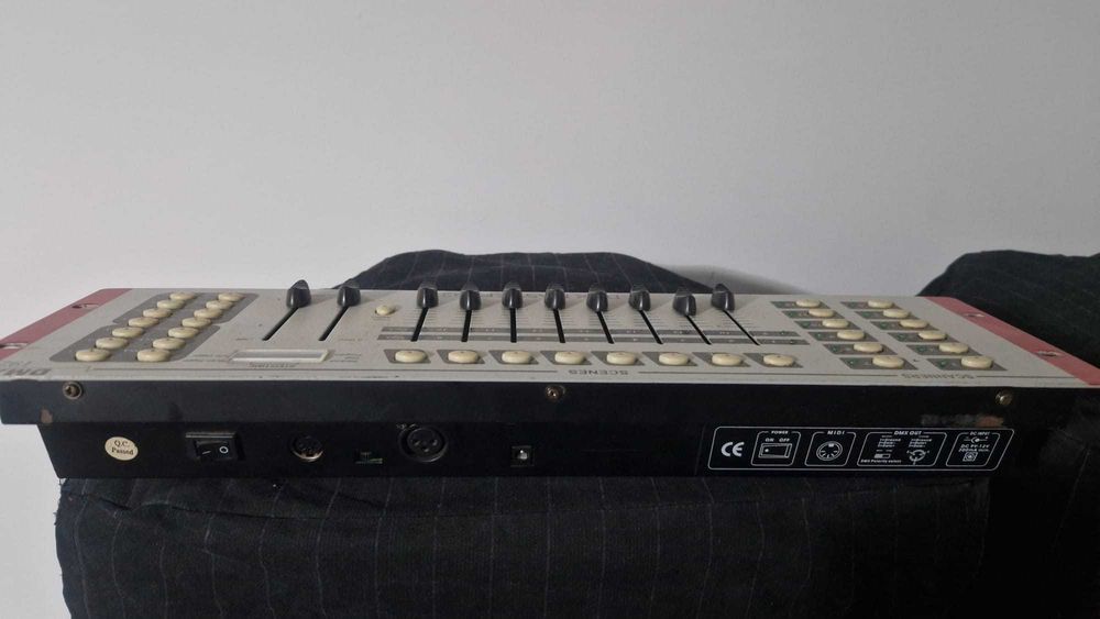 Moving head beamz MHL 74 mini si controler DMX 192