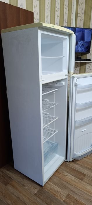 Холодильник 60000