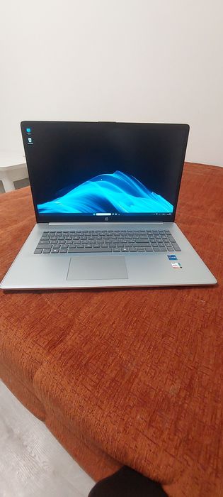 HP 17.3” i7 Gen 13, 16GB RAM DDR4, SSD 512GB, Windows 11, Silver