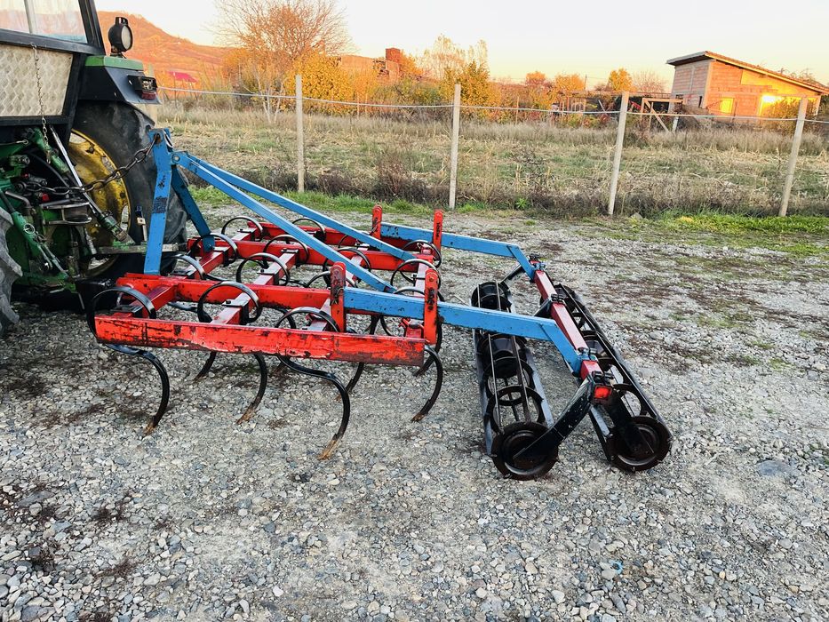 Combinator, cultivator cu tavalugi si organe vegetale Feldherr 1.90 m