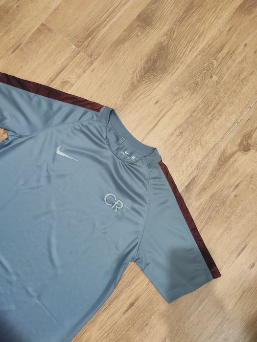 Tricou Nike CR7 mărimea 13-15 ani sau S