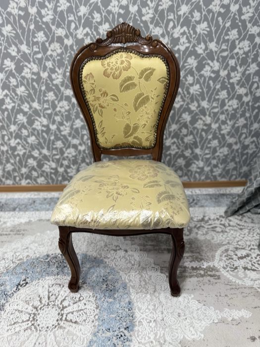 Гостевой большой стол