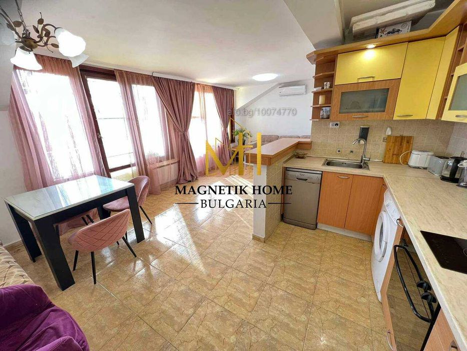 Дава се под наем Тристаен апартамент в Бургас, Център - 85 кв.м за 510 € - Снимка #1