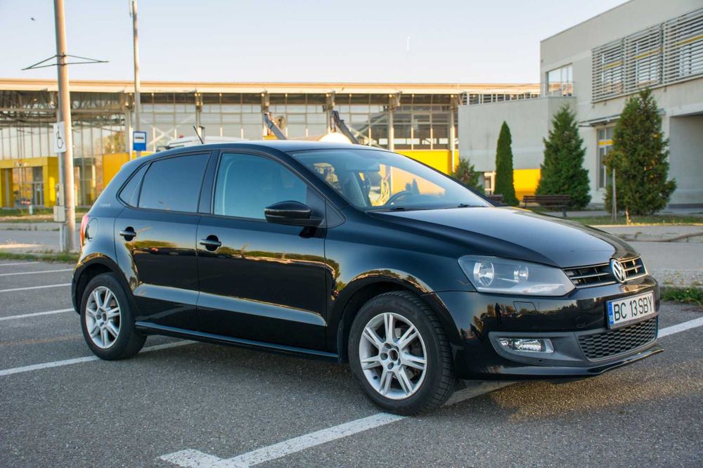 VOLKSWAGEN Polo 2011 — imagine 3
