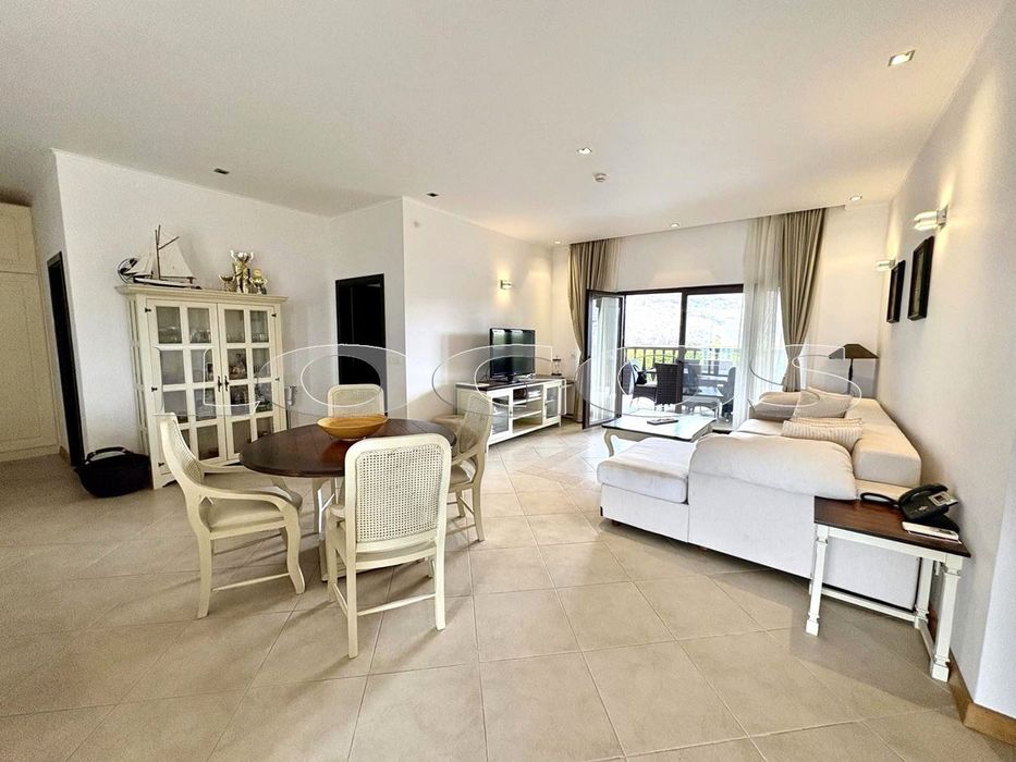 Продава се Тристаен апартамент в Каварна - 161 кв.м за 1845 €/кв.м - Снимка #1