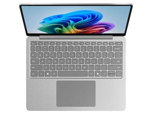 Microsoft Surface Laptop 13  Snapdragon X Plus LPDDR5x 16GB  SSD 256GB