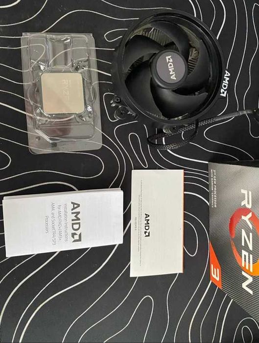 Procesor AMD Ryzen 3 3200G 3.6GHz