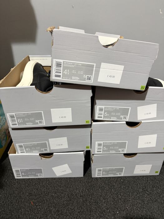 Nike Air  Force 1 Low