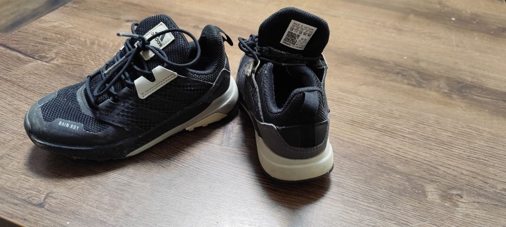 Маратонки  adiddas puma 10лв