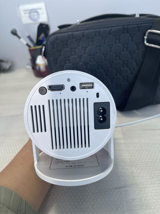 Продам видео-проектор