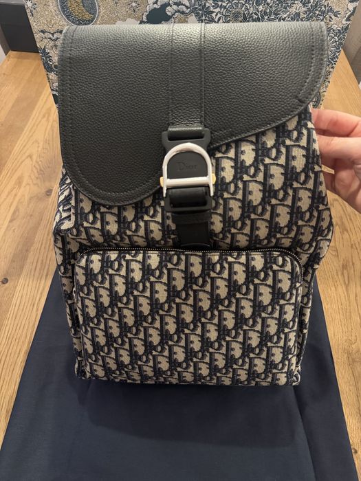 Dior чанта и раница