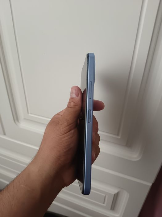 HUAWEI srochna sotiladi