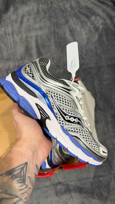 Saucony кроссовки