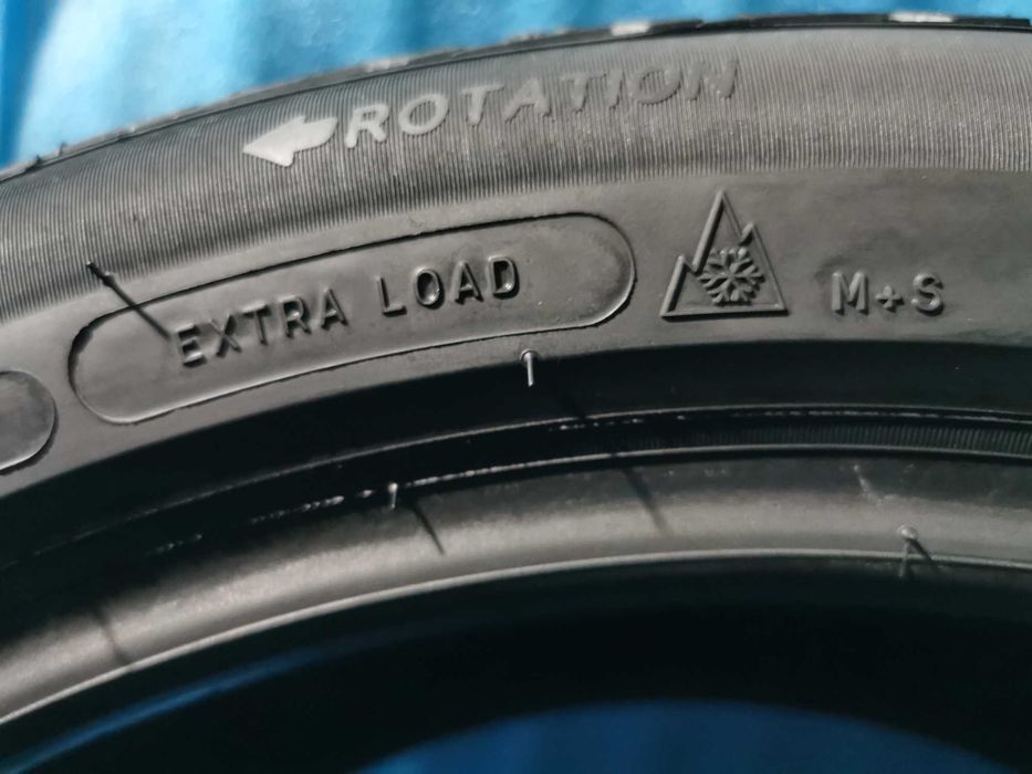 245/45 R19 - 275/40 R19 - michelin m+s 4 bucati 2 marimi
