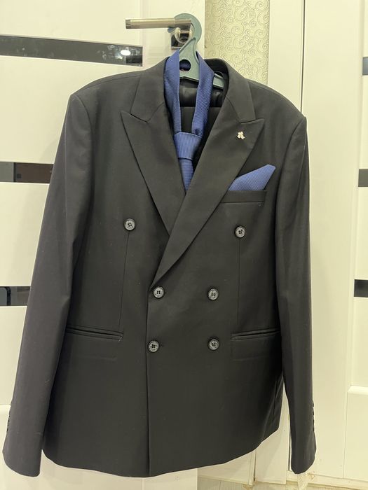 Мужской костюм классический