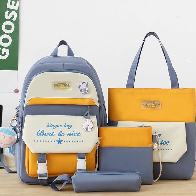 Продам школьные рюкзаки набором