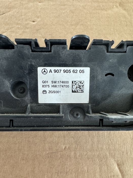 Panou comanda clima Mercedes Sprinter 3 W907 A9079056205 modul clima