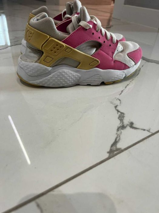 Детски маратонки NIKE huarache