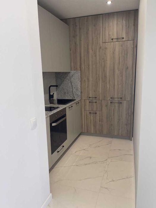 Дава се под наем Двустаен апартамент в София, Витоша - 63 кв.м за 854.25 € - Снимка #3