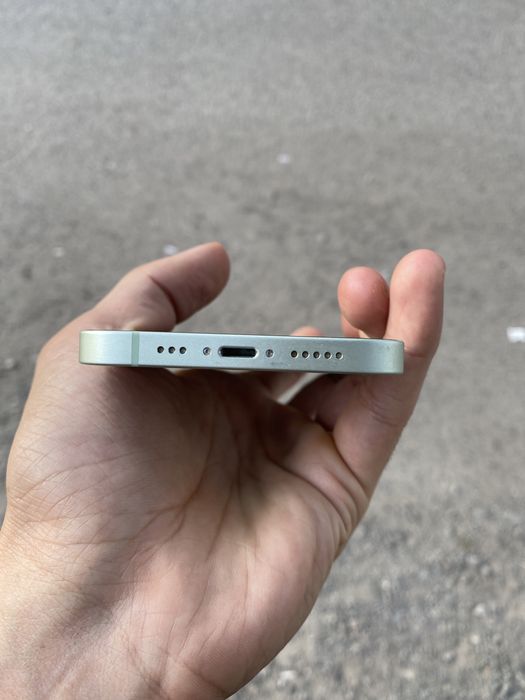 Iphone 12 sotiladii