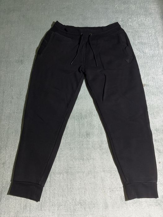 Pantaloni Trening Guess Negri