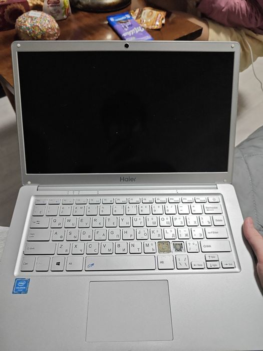 продам ноутбук Haier