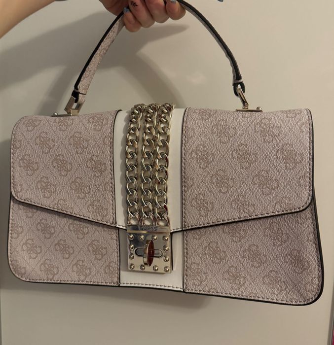 Дамска чанта Guess нова