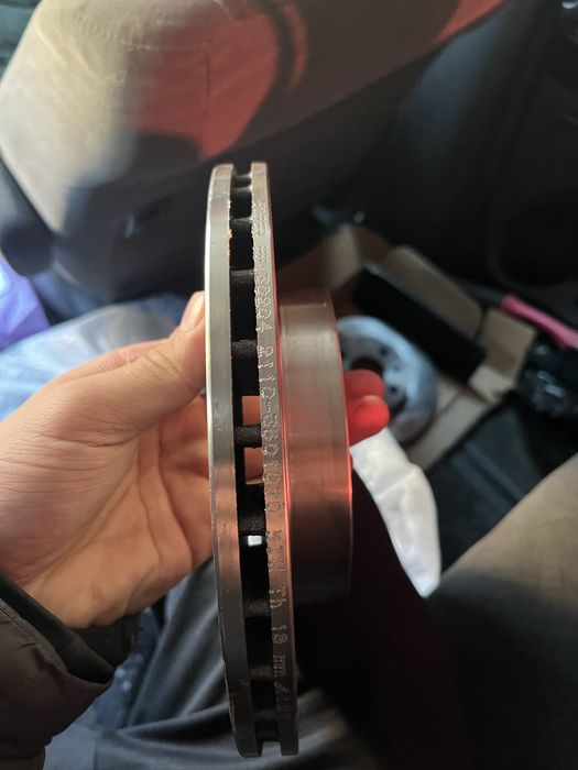 Продам тормозные диски 2110 НОВЫЕ!!