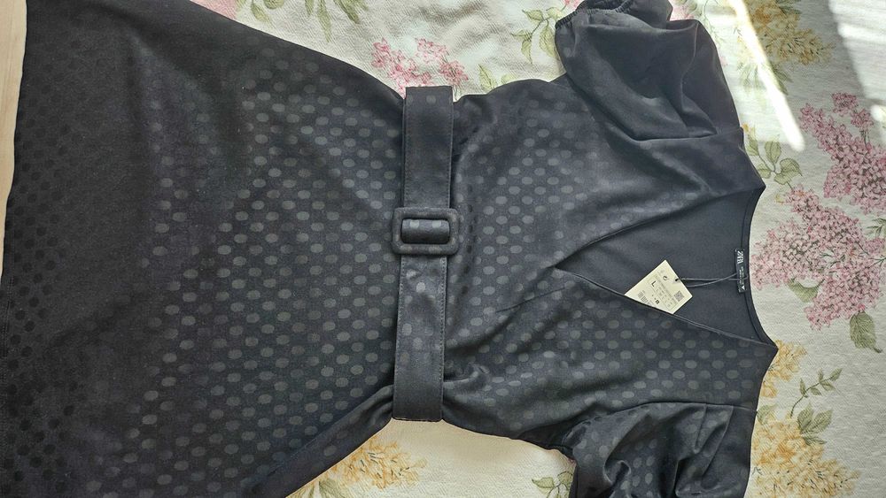 Рокля ZARA размер L