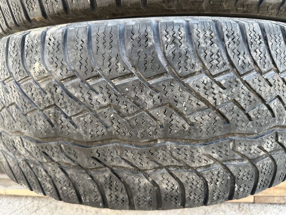 Авто шины 265/65R17 (4шт)