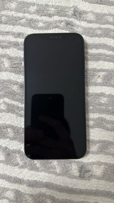 Iphone 12.       .