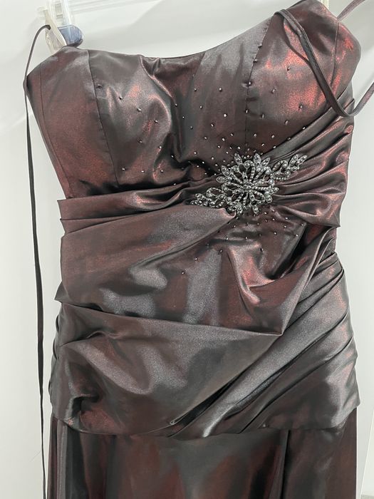 Бална рокля