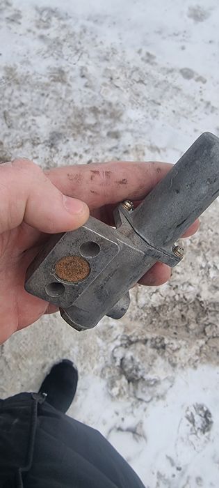 Регулятор давления воздуха на ЗиЛ