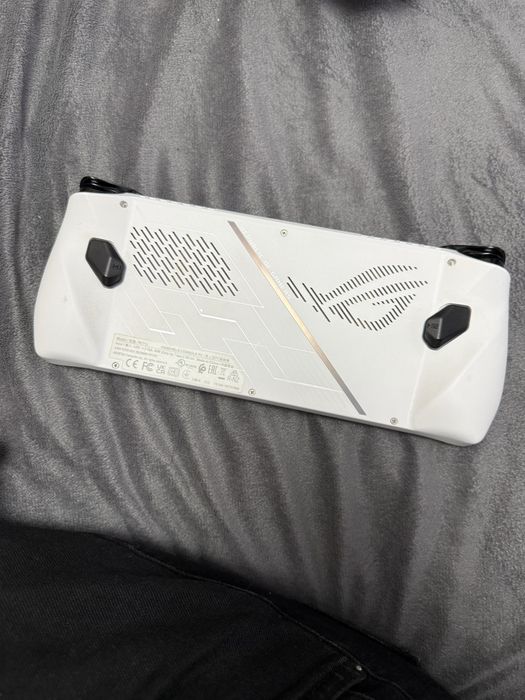 asus rog ally z1 extreme