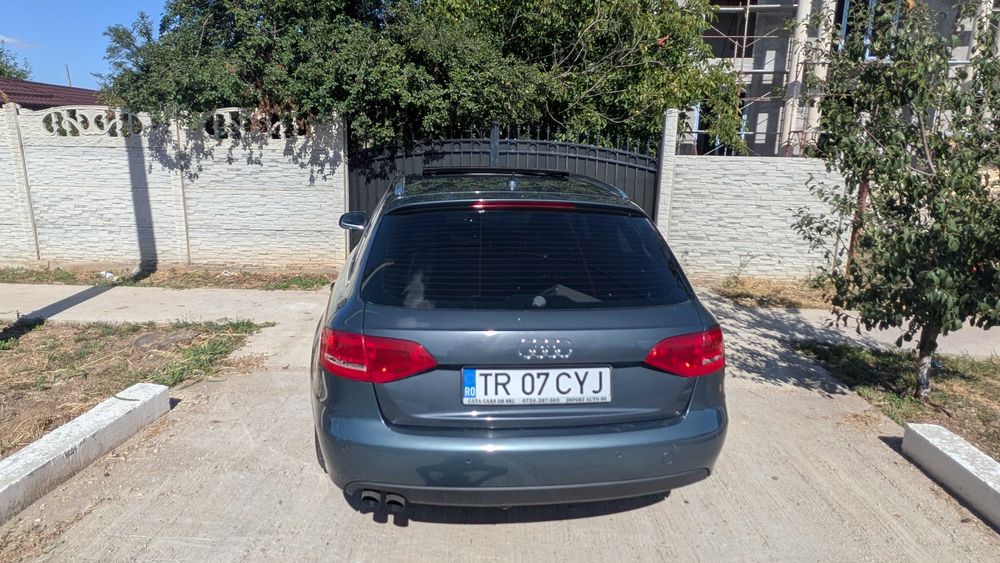 Vând Audi A4 B8 2.0 TDI 2011