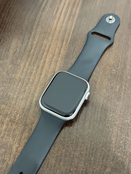 Продам Apple watch Series 8 45mm