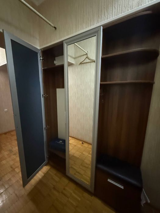 Шкаф в прихожую ЛМДФ